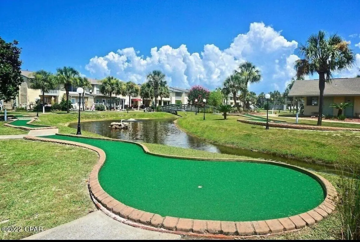 Sunny Daze: Beachside Family Resort Panama City Beach