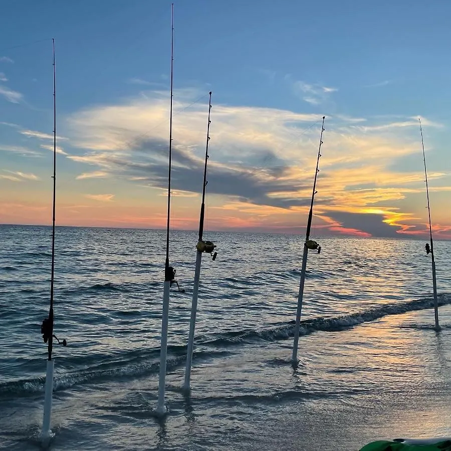 Sunny Daze: Beachside Family Resort Panama City Beach United States